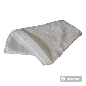 White Satin Patterned Tablecloth